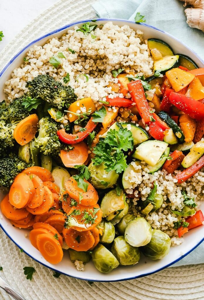 Nourish bowl with grains and vegetables
